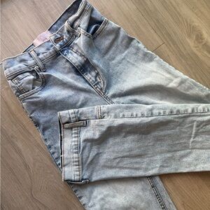 REVICE Women’s Slim Jeans in Light Blue